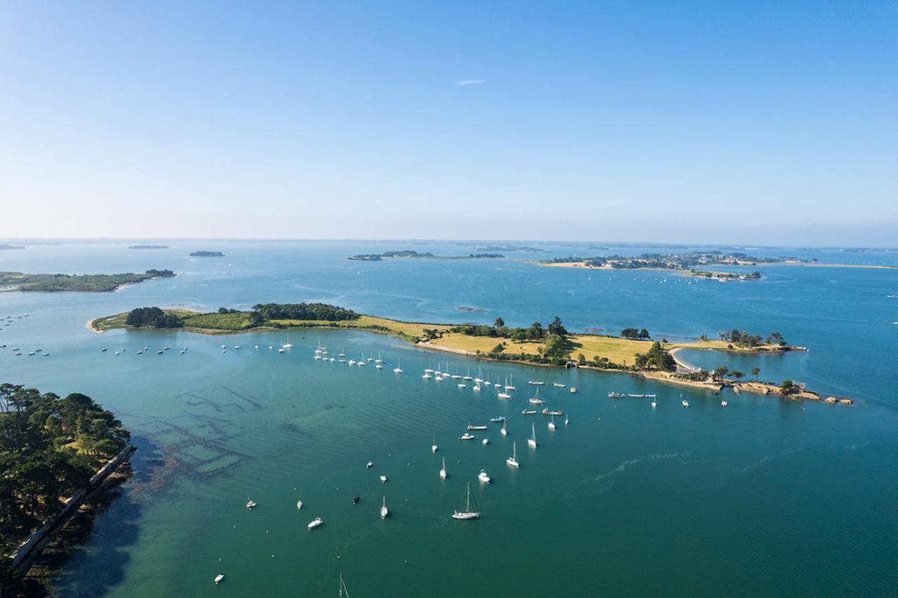Un Appartement Penthouse D'Exception Sur Le Port De Vannes Exterior photo